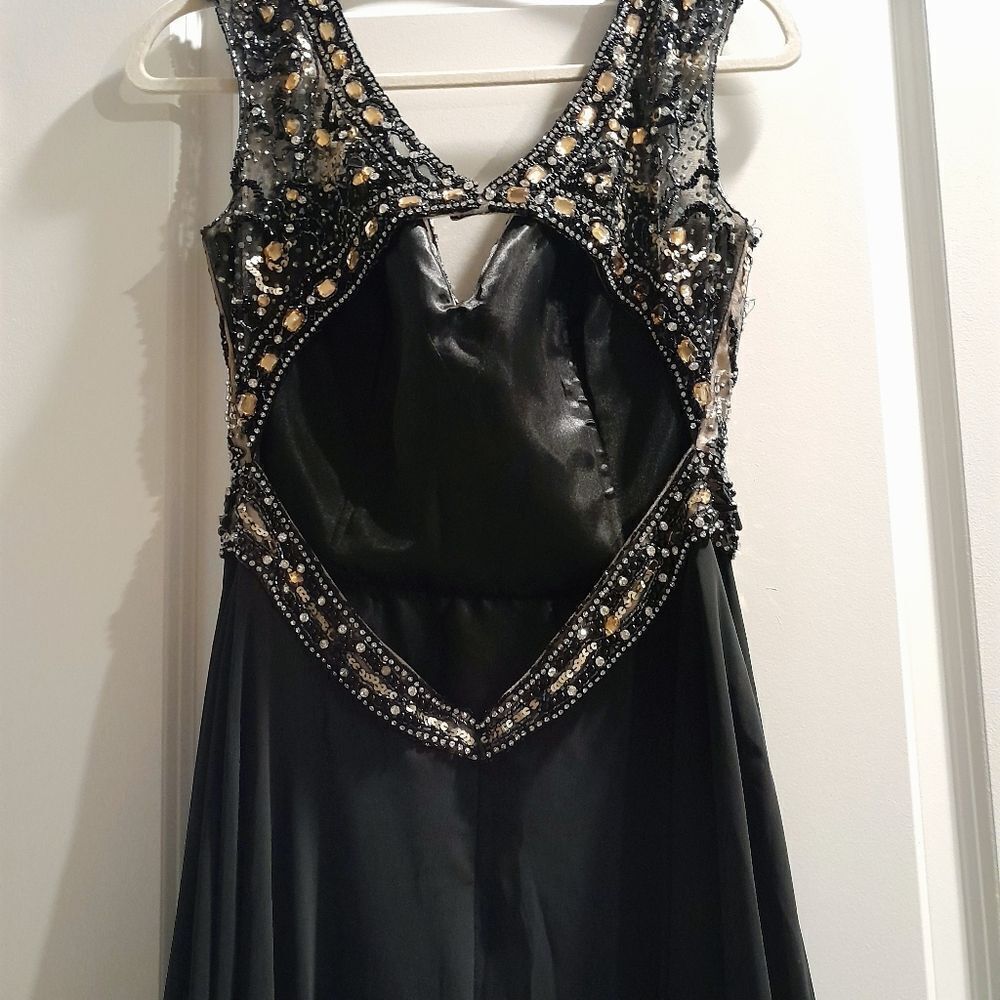 Black & Gold beaded dress - Picture 2 of 5